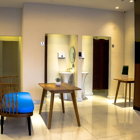 Boss Legian Hotel Powered By Archipelago Exteriör bild