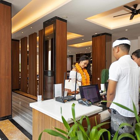 Boss Legian Hotel Powered By Archipelago Exteriör bild