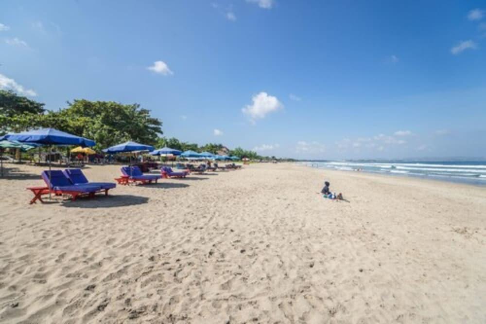 Boss Legian Hotel Powered By Archipelago Exteriör bild