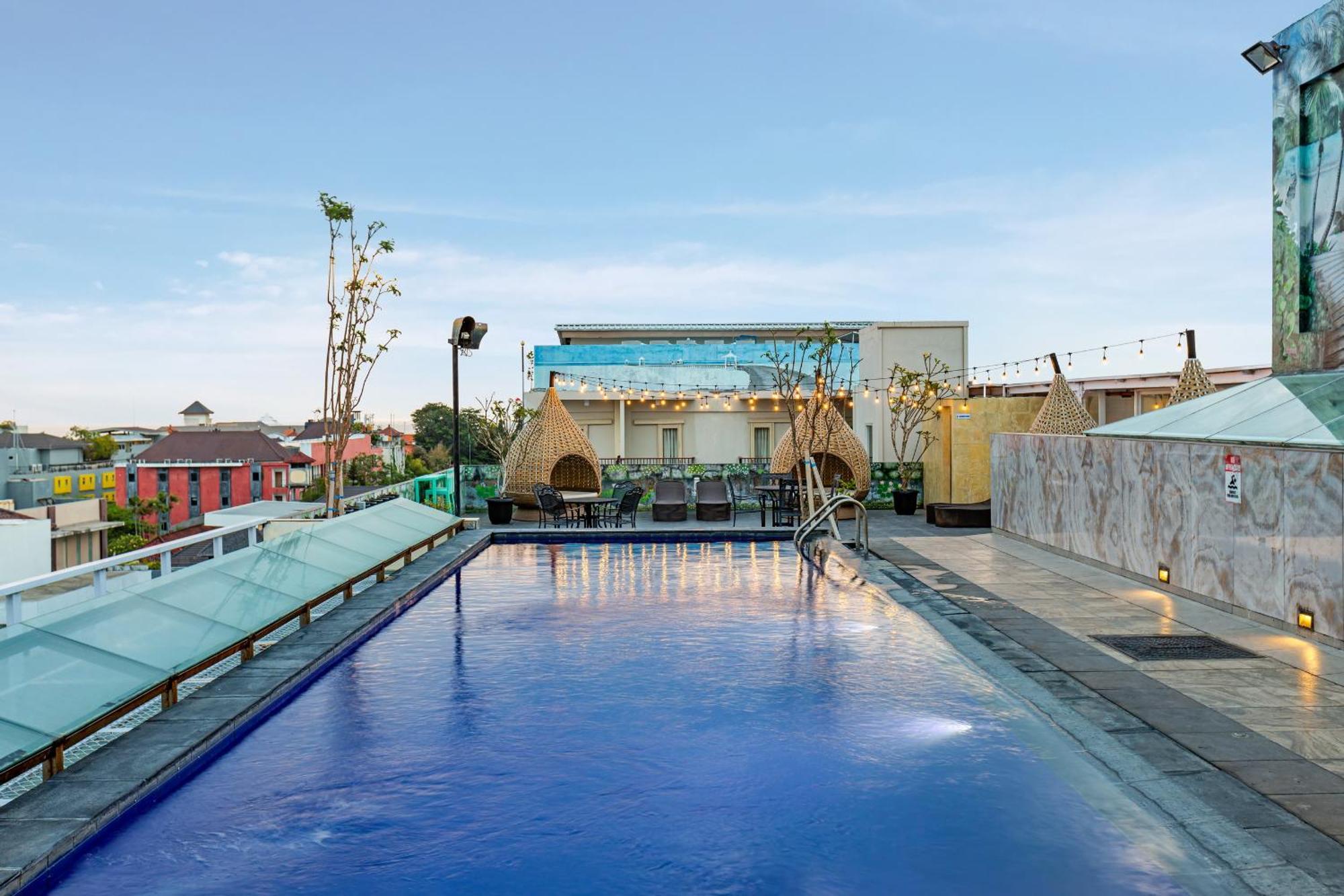 Boss Legian Hotel Powered By Archipelago Exteriör bild