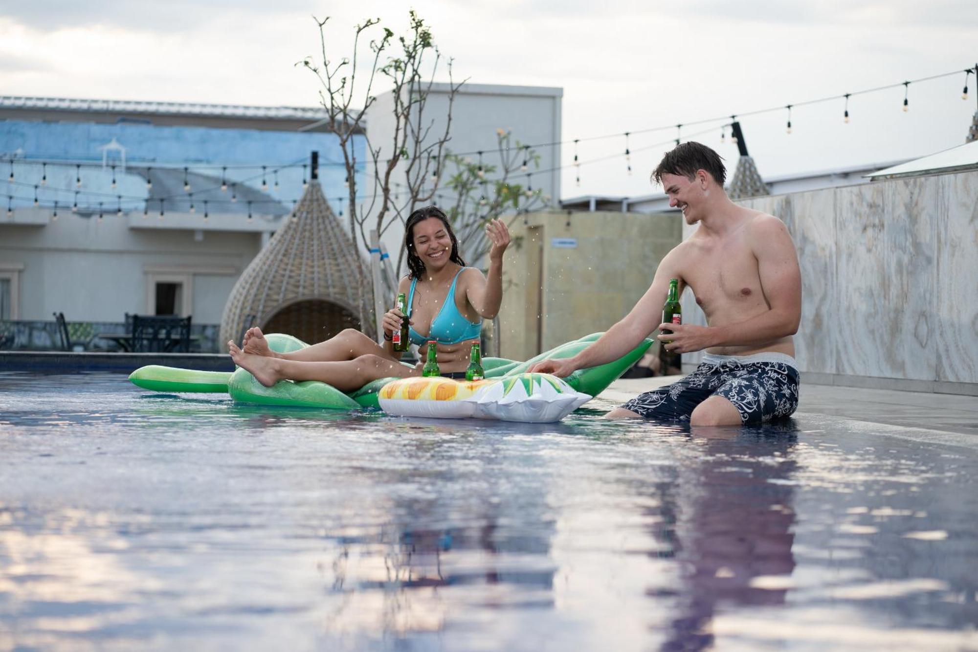 Boss Legian Hotel Powered By Archipelago Exteriör bild