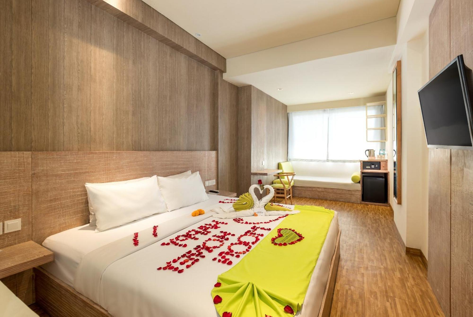 Boss Legian Hotel Powered By Archipelago Exteriör bild